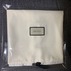 GUCCI DUSTBAG + TOILE POUCH (2 pcs)